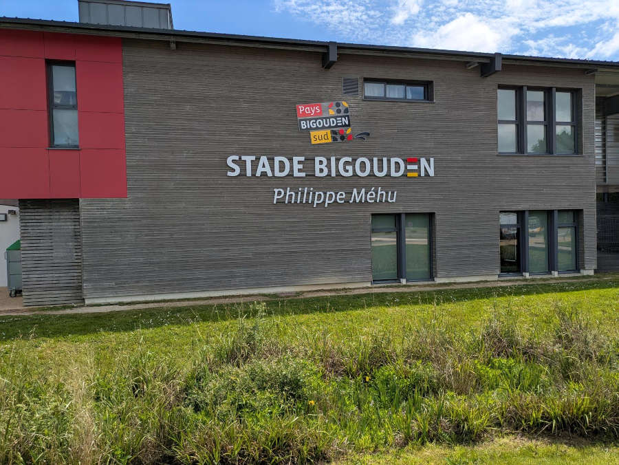 ENSEIGNE STAGE BIGOUDEN